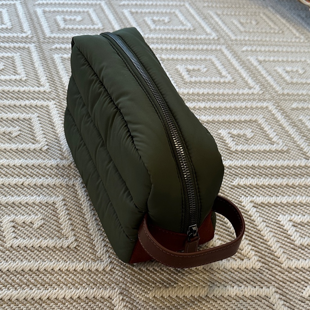 Mark & Graham Highline Pouch - brand new